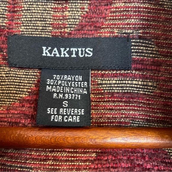 KAKTUS Women’s Burgundy Red Circle Pattern Blazer Jacket Open Front Size Small - Picture 3 of 12